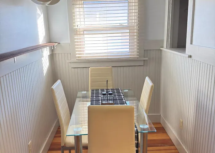 Cozy Craftsman Near Uw And Downtown Holiday home