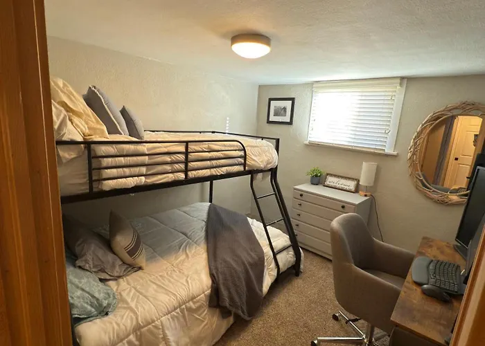 Cozy Craftsman Near Uw And Downtown Holiday home Laramie